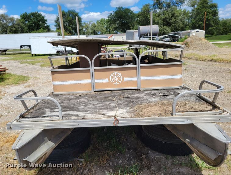 image for item DM2459 1981 Play Craft  boat