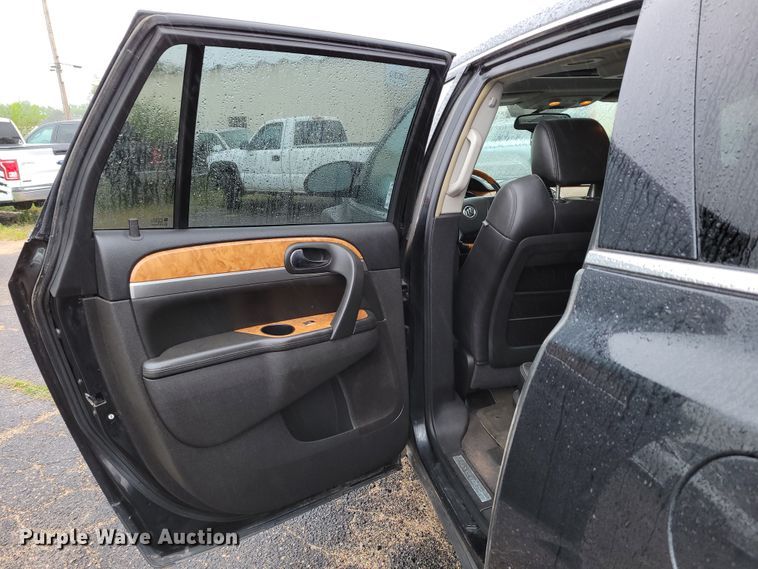 image for item DM2486 2008 Buick Enclave CXL  SUV