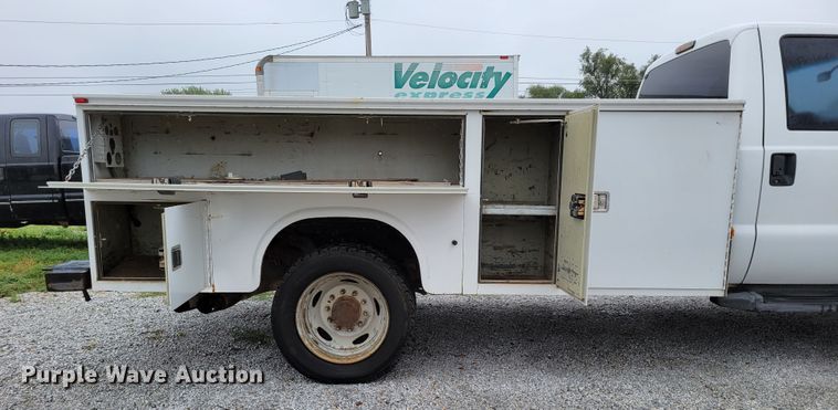 image for item DM2489 2008 Ford F550 Super Duty XL  utility / service truck