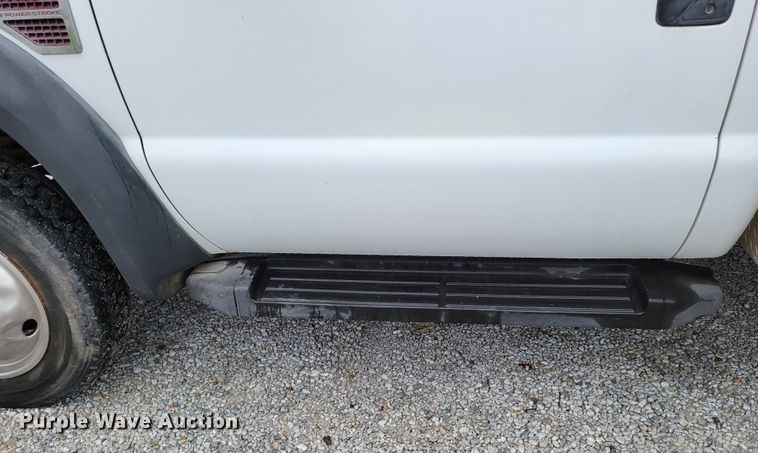 image for item DM2489 2008 Ford F550 Super Duty XL  utility / service truck