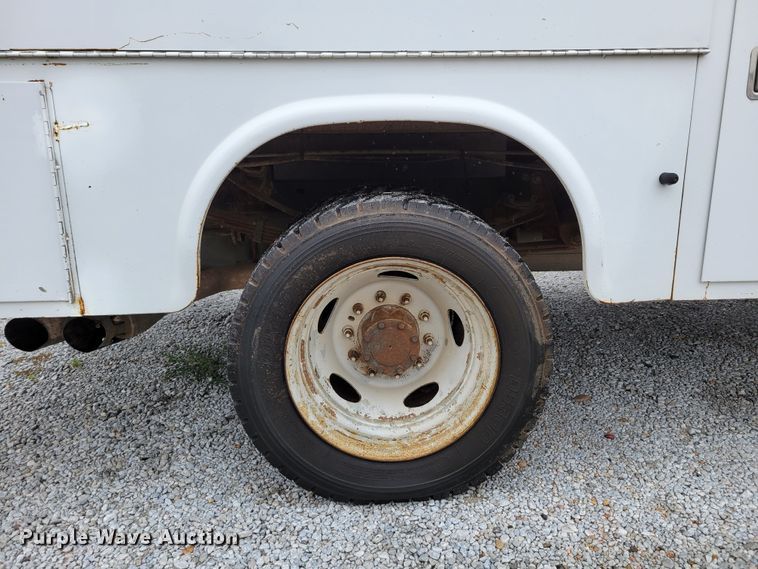 image for item DM2489 2008 Ford F550 Super Duty XL  utility / service truck