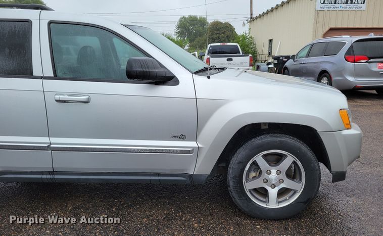 image for item DM2491 2006 Jeep Grand Cherokee Laredo  SUV