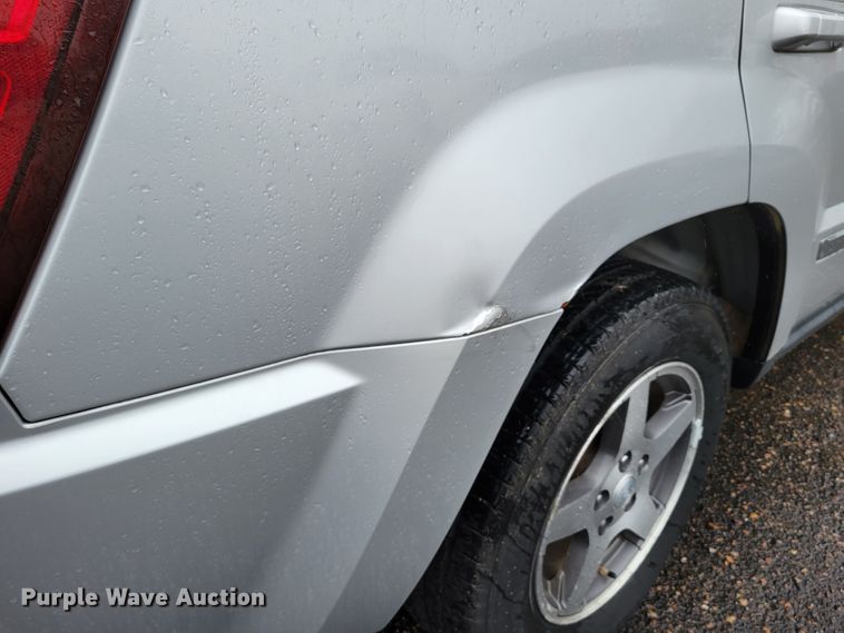 image for item DM2491 2006 Jeep Grand Cherokee Laredo  SUV