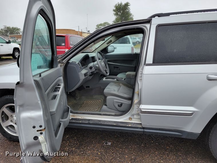 image for item DM2491 2006 Jeep Grand Cherokee Laredo  SUV