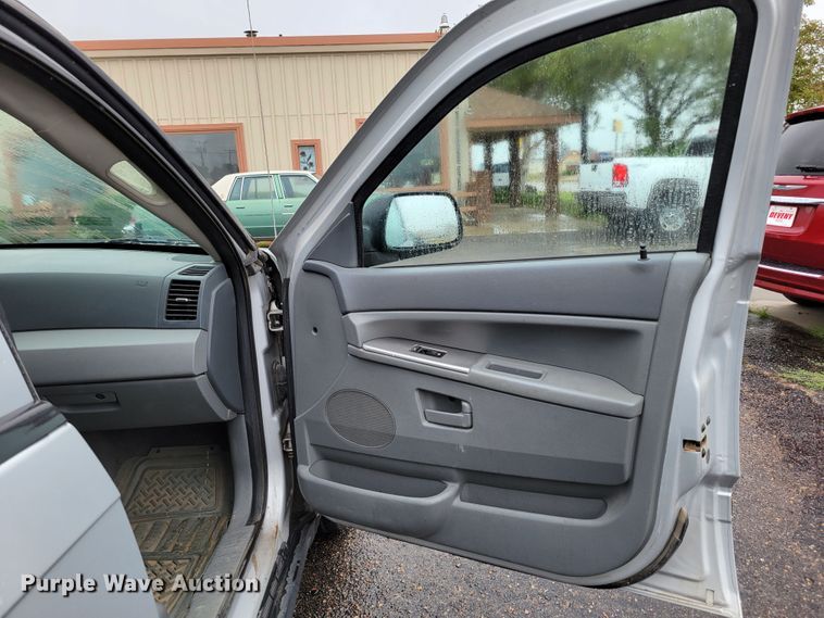 image for item DM2491 2006 Jeep Grand Cherokee Laredo  SUV