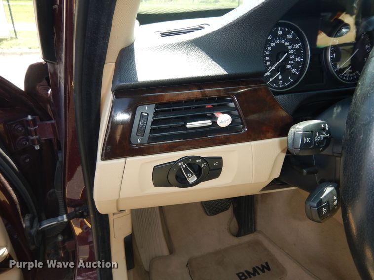 image for item DN1715 2009 BMW 328i