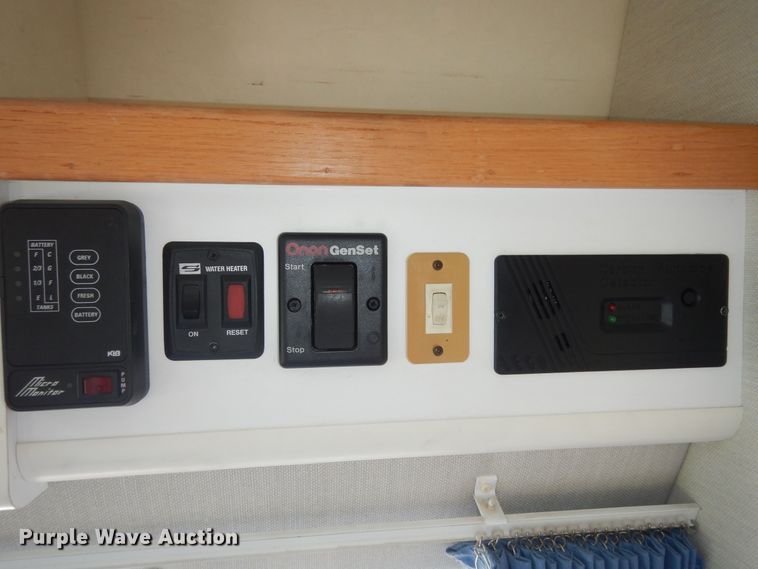 image for item DN1721 1999 Dodge Ram 3500 Pleasure-Way Excel-MP  RV