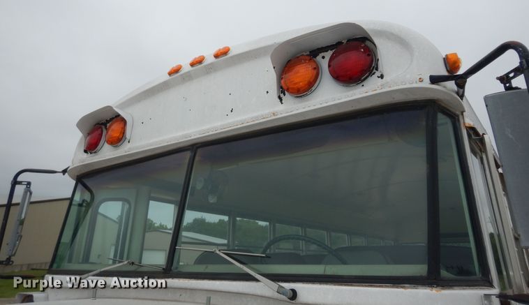 image for item DN1722 1990 Chevrolet B60  school bus