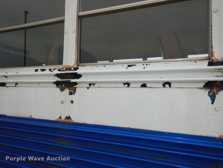 image for item DN1722 1990 Chevrolet B60  school bus