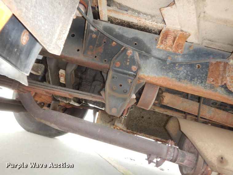 image for item DN1722 1990 Chevrolet B60  school bus