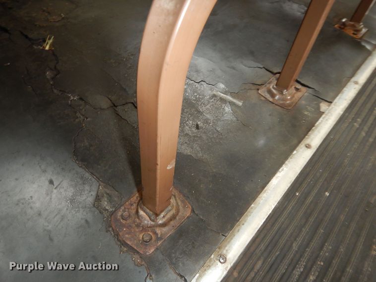 image for item DN1722 1990 Chevrolet B60  school bus