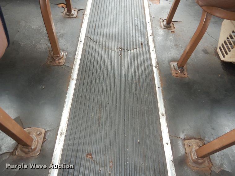 image for item DN1722 1990 Chevrolet B60  school bus