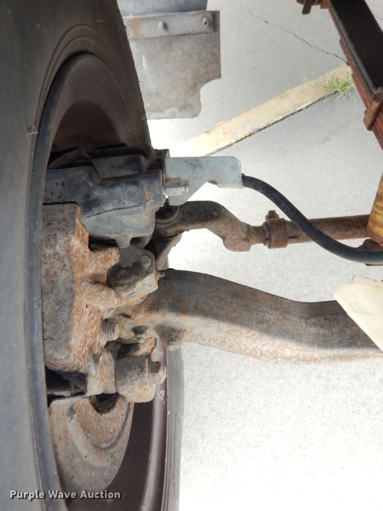 image for item DN1722 1990 Chevrolet B60  school bus