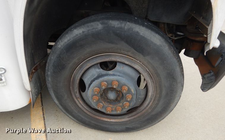 image for item DN1722 1990 Chevrolet B60  school bus