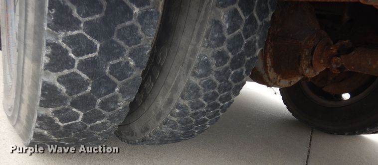 image for item DN1722 1990 Chevrolet B60  school bus