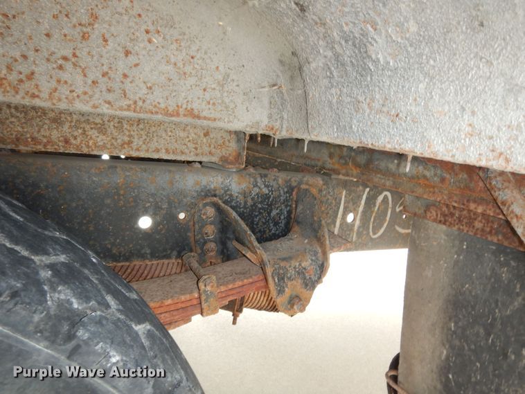 image for item DN1722 1990 Chevrolet B60  school bus