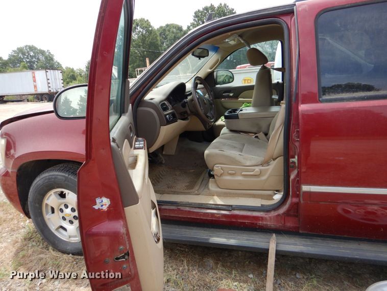 image for item DO1487 2011 Chevrolet Tahoe  SUV