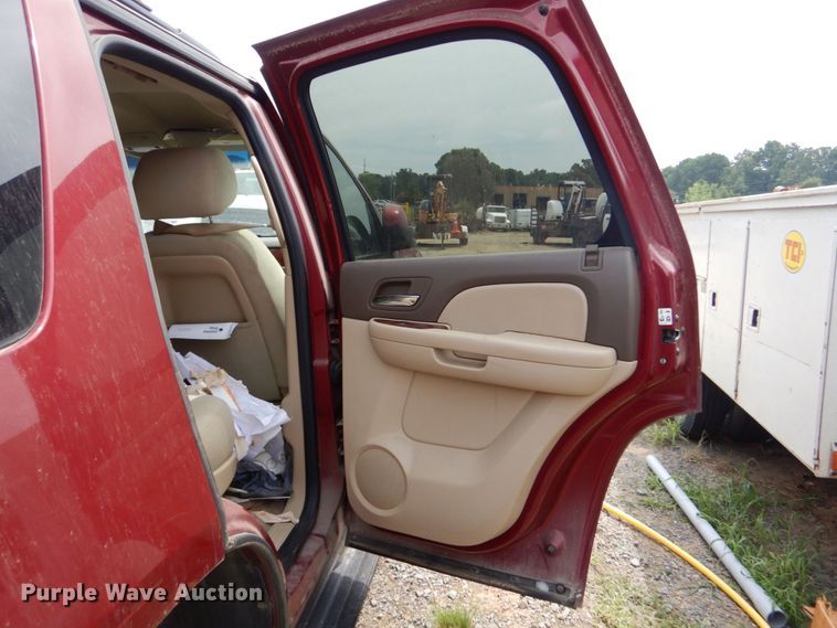 image for item DO1487 2011 Chevrolet Tahoe  SUV