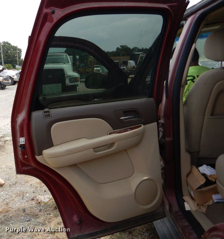 image for item DO1487 2011 Chevrolet Tahoe  SUV