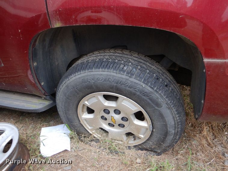 image for item DO1487 2011 Chevrolet Tahoe  SUV