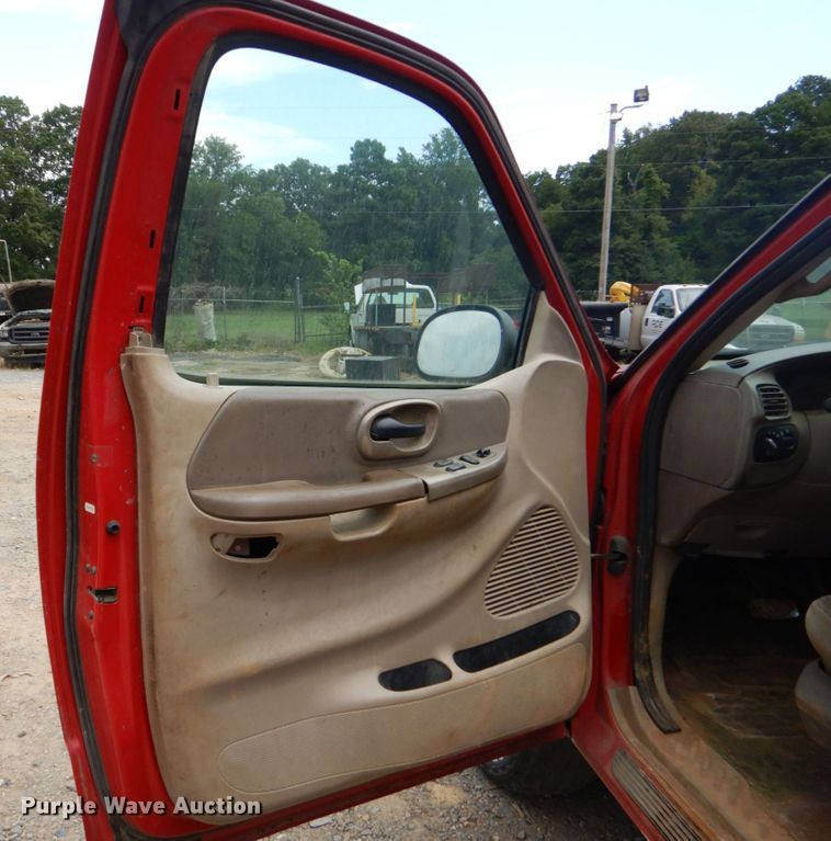 image for item DO1489 2000 Ford F150  SuperCab pickup truck