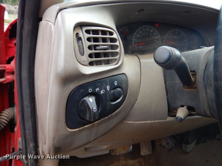 image for item DO1489 2000 Ford F150  SuperCab pickup truck