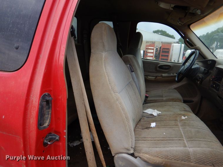 image for item DO1489 2000 Ford F150  SuperCab pickup truck