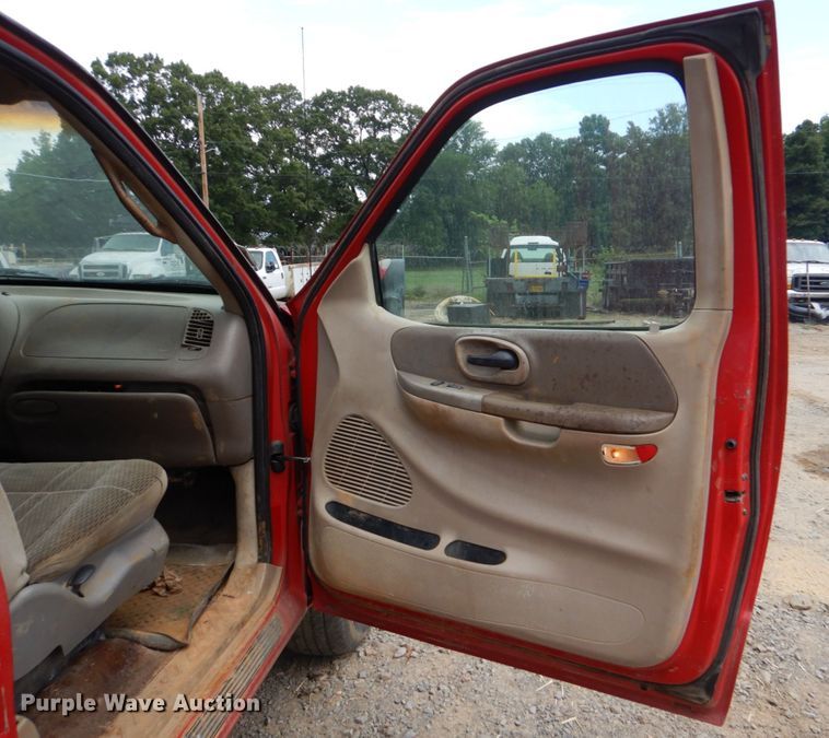 image for item DO1489 2000 Ford F150  SuperCab pickup truck