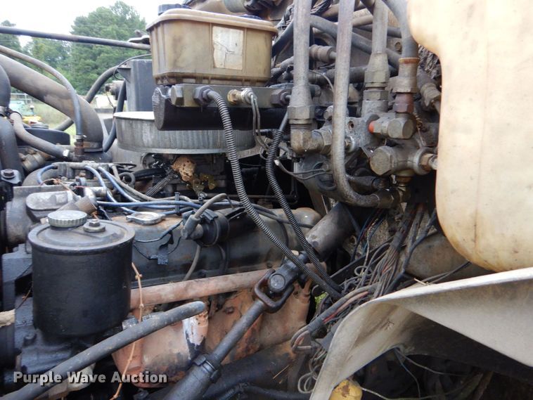 image for item DO1493 1991 Ford F700  dump truck