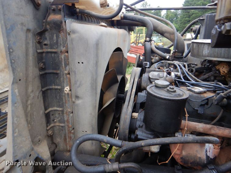 image for item DO1493 1991 Ford F700  dump truck