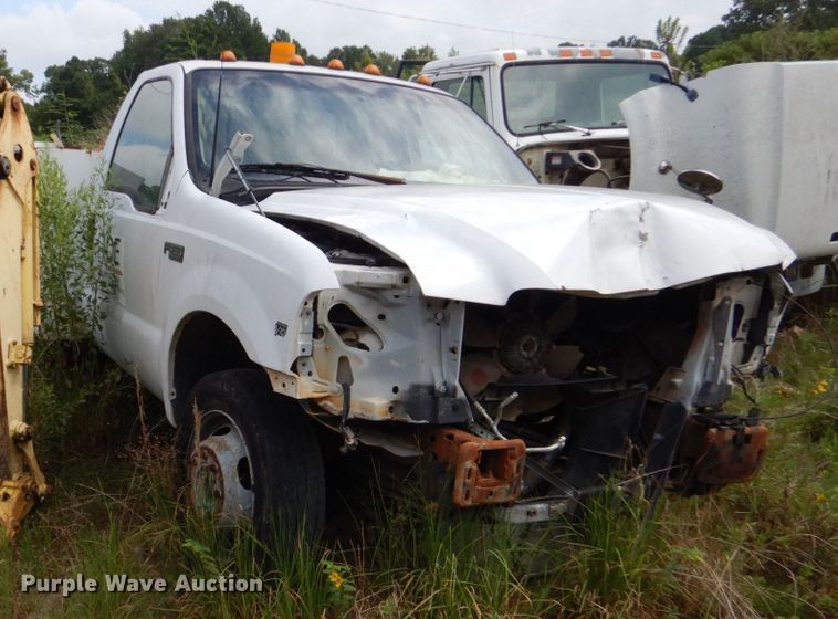 image for item DO1499 1999 Ford F450  utility / service truck