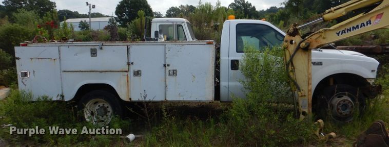 image for item DO1499 1999 Ford F450  utility / service truck