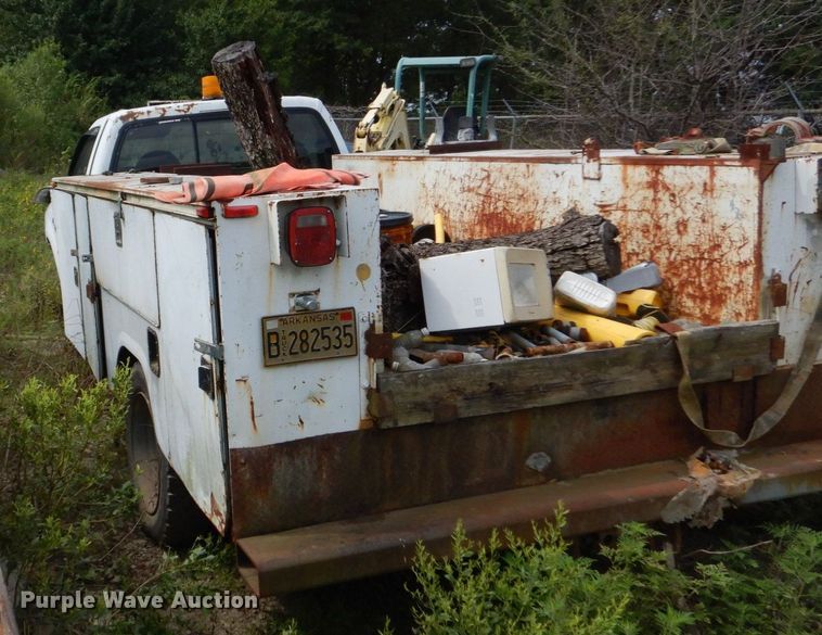 image for item DO1499 1999 Ford F450  utility / service truck