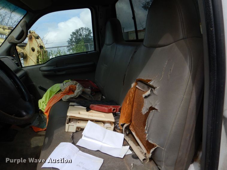 image for item DO1499 1999 Ford F450  utility / service truck