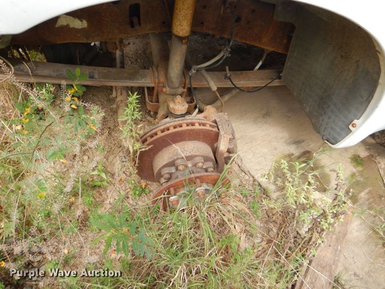 image for item DO1499 1999 Ford F450  utility / service truck