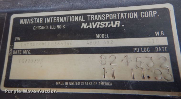 image for item DO1500 1994 International 4600  flatbed truck