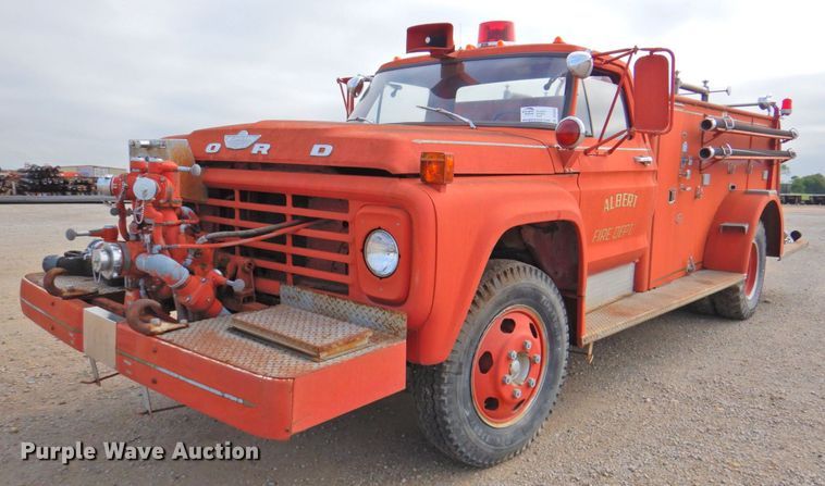 image for item DP4819 1974 Ford F600  pumper fire truck