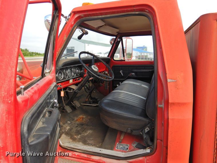 image for item DP4819 1974 Ford F600  pumper fire truck