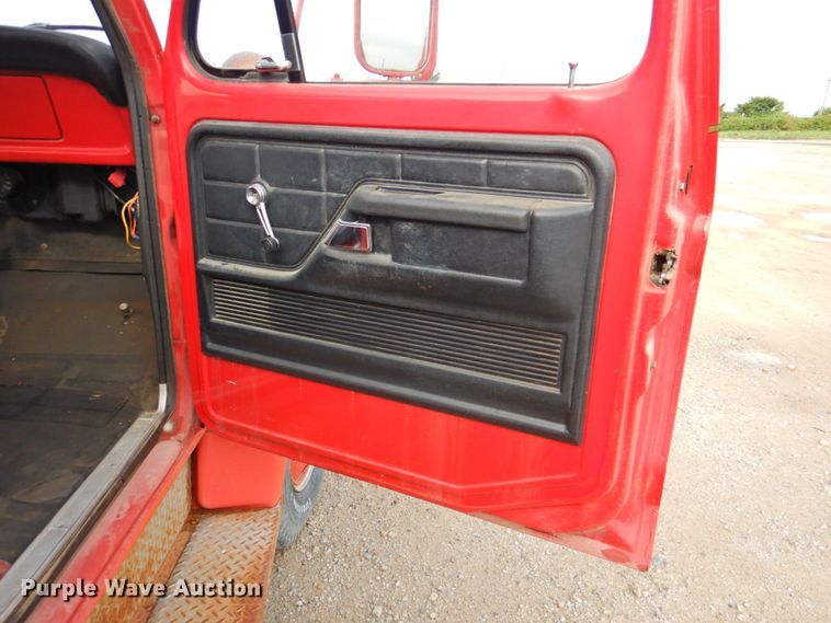 image for item DP4819 1974 Ford F600  pumper fire truck