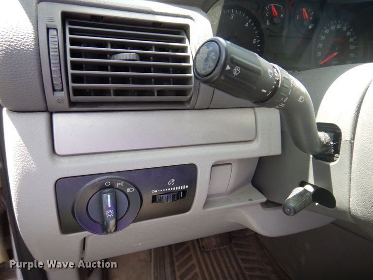 image for item DP5527 2006 Ford Freestar SE  van