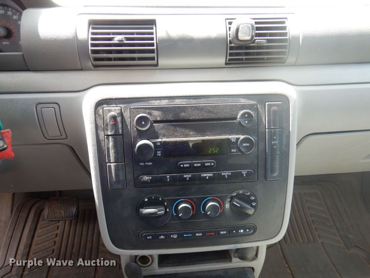 image for item DP5527 2006 Ford Freestar SE  van