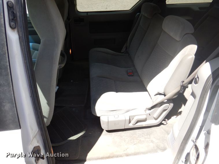 image for item DP5527 2006 Ford Freestar SE  van