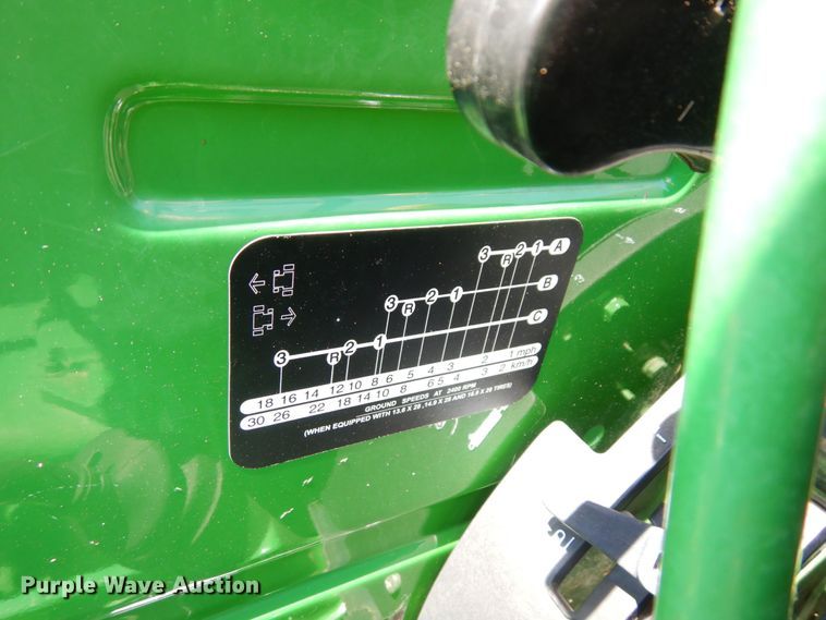 image for item DS1324 2010 John Deere 5065E  tractor