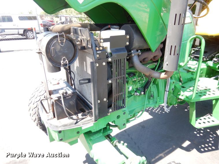 image for item DS1324 2010 John Deere 5065E  tractor