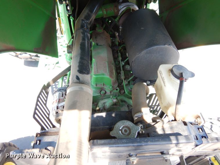 image for item DS1324 2010 John Deere 5065E  tractor