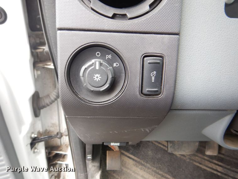 image for item DS8141 2012 Ford F450 Super Duty XL  box truck