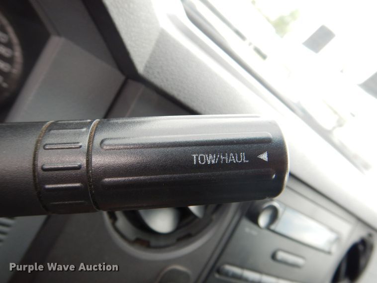 image for item DS8141 2012 Ford F450 Super Duty XL  box truck