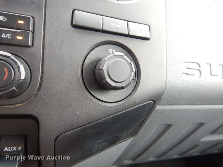 image for item DS8141 2012 Ford F450 Super Duty XL  box truck