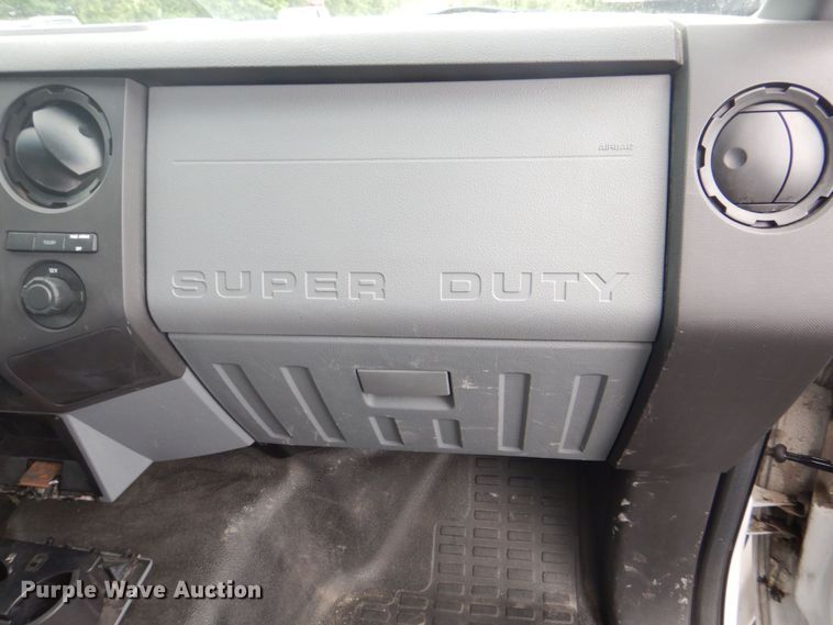 image for item DS8141 2012 Ford F450 Super Duty XL  box truck