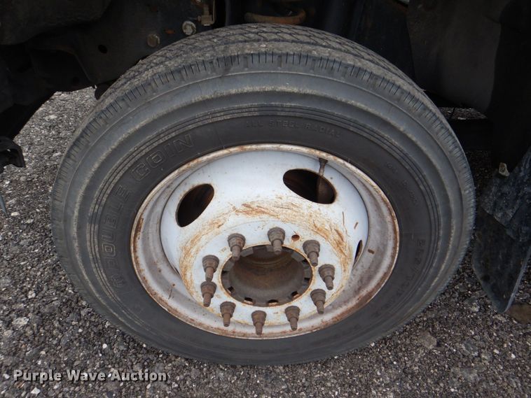 image for item DS8141 2012 Ford F450 Super Duty XL  box truck